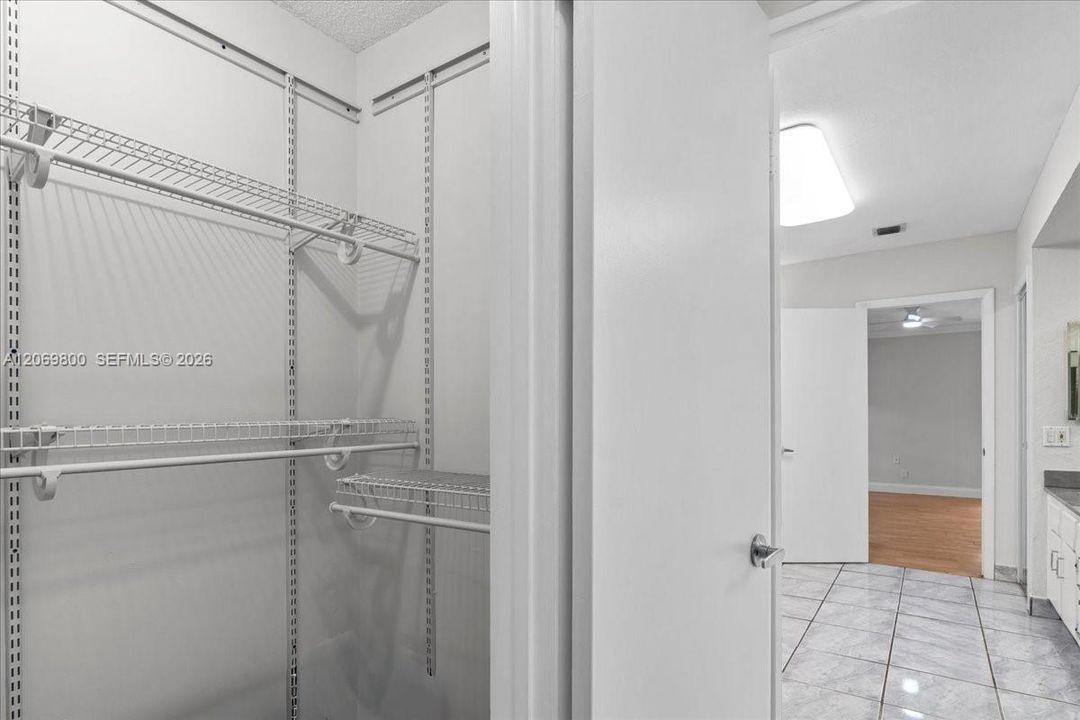 For Sale: $790,000 (3 beds, 2 baths, 3050 Square Feet)