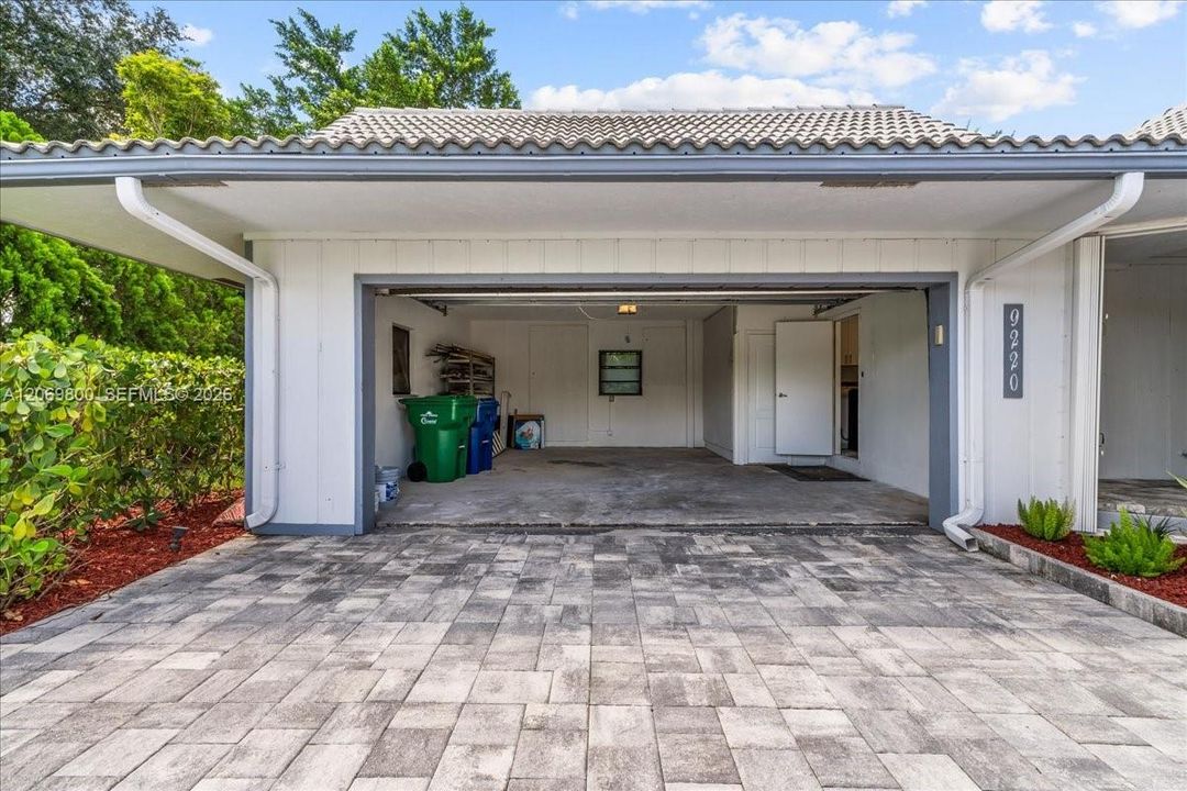 For Sale: $790,000 (3 beds, 2 baths, 3050 Square Feet)