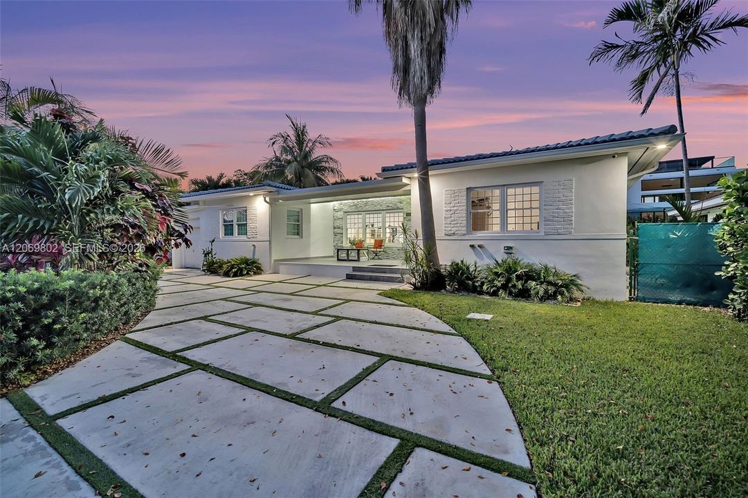For Rent: $9,000 (3 beds, 2 baths, 1775 Square Feet)