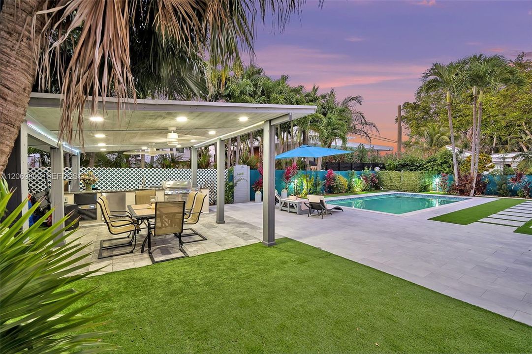 For Rent: $9,000 (3 beds, 2 baths, 1775 Square Feet)