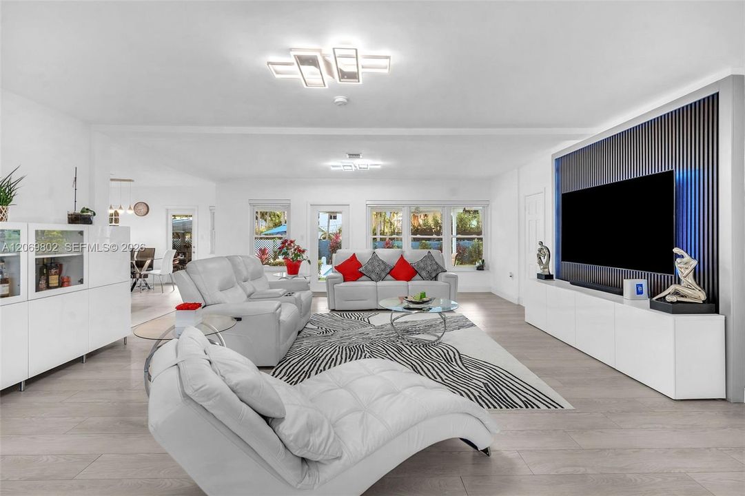 For Rent: $9,000 (3 beds, 2 baths, 1775 Square Feet)