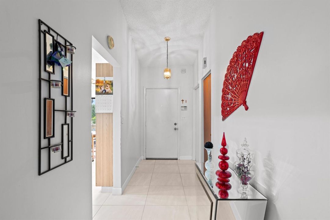 9 Danby Place Entry Hall