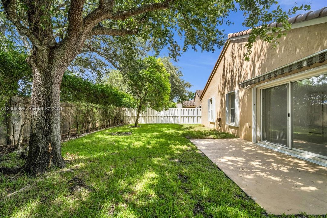 For Rent: $4,200 (4 beds, 2 baths, 1800 Square Feet)