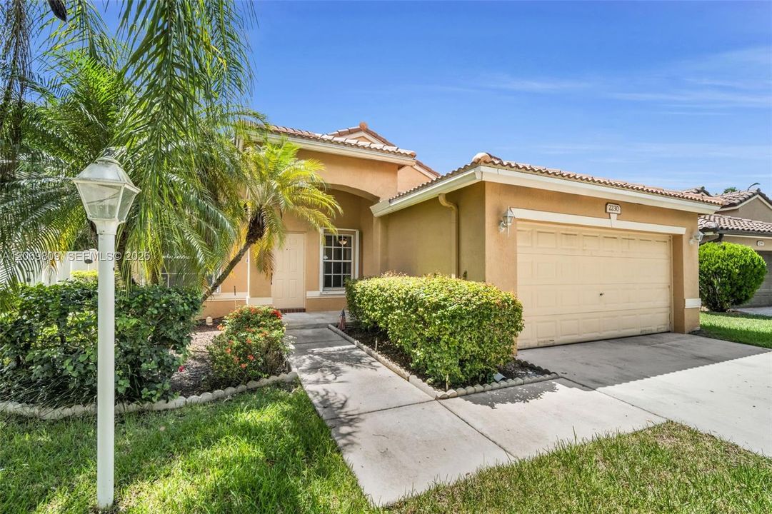 For Rent: $4,200 (4 beds, 2 baths, 1800 Square Feet)