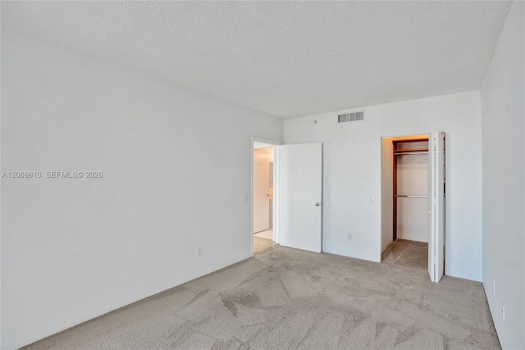 For Sale: $695,000 (3 beds, 2 baths, 1700 Square Feet)