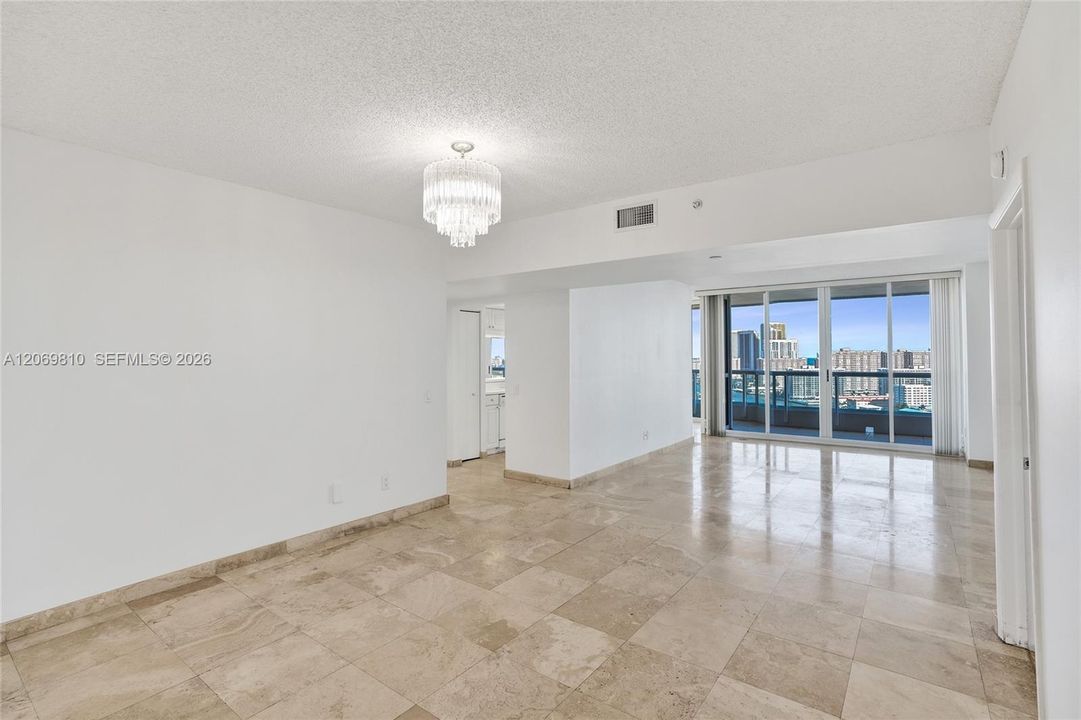 For Sale: $695,000 (3 beds, 2 baths, 1700 Square Feet)