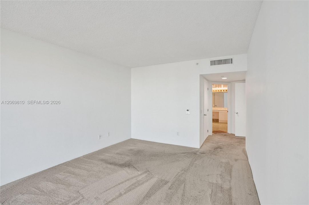 For Sale: $695,000 (3 beds, 2 baths, 1700 Square Feet)