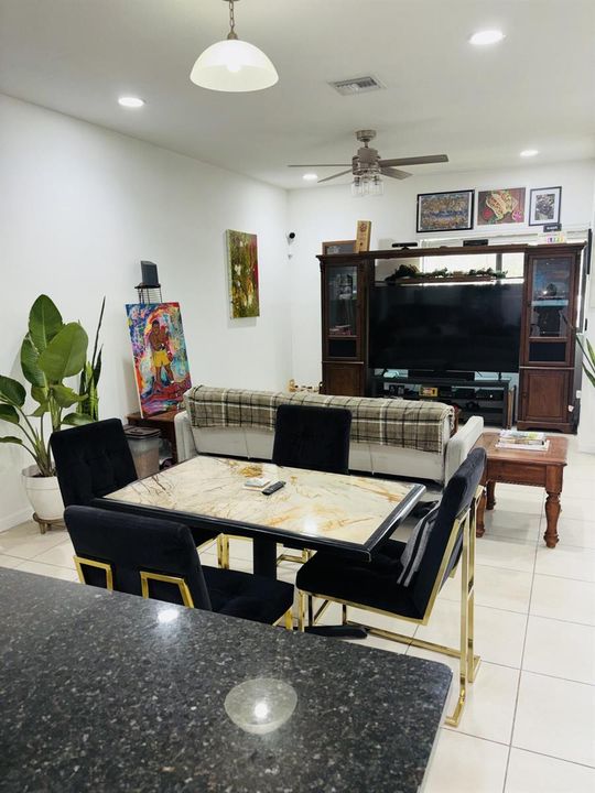 4 Livingroom