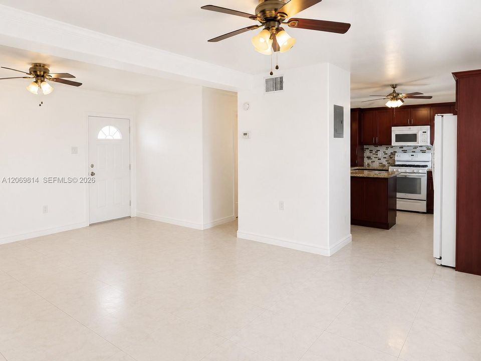For Sale: $725,000 (0 beds, 0 baths, 1705 Square Feet)
