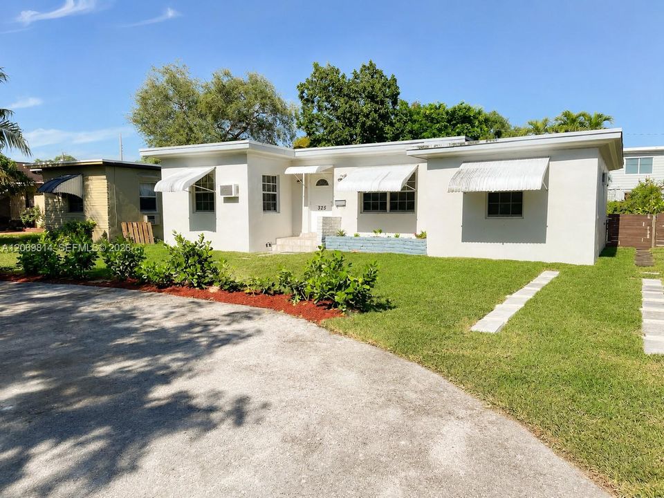 For Sale: $725,000 (0 beds, 0 baths, 1705 Square Feet)