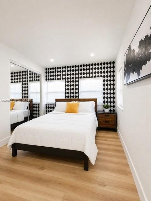 For Rent: $4,600 (3 beds, 2 baths, 1161 Square Feet)