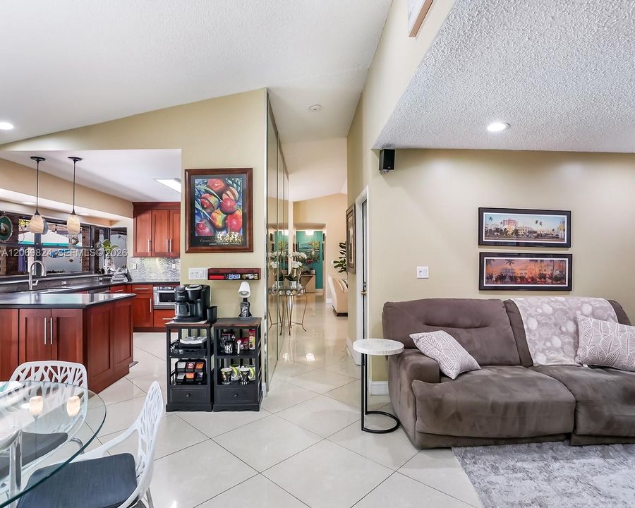 For Sale: $979,000 (4 beds, 2 baths, 2405 Square Feet)