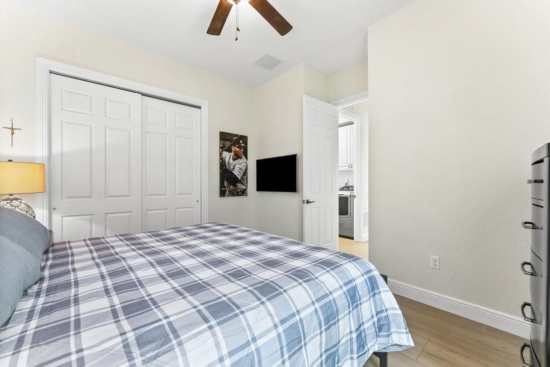 BEDROOM 2