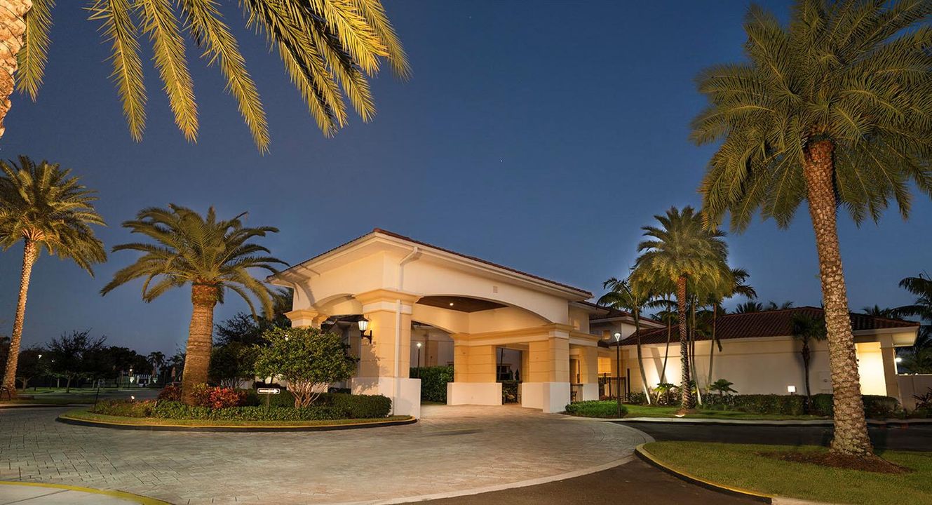 The Club at Ibis