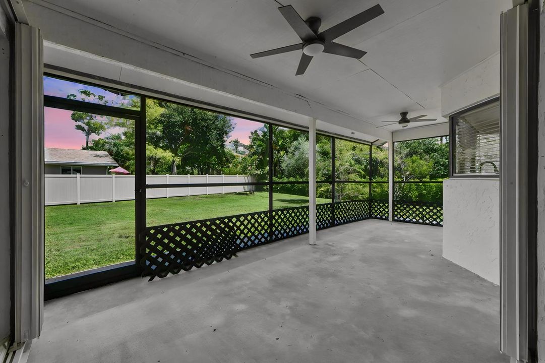33-patio-01_TW