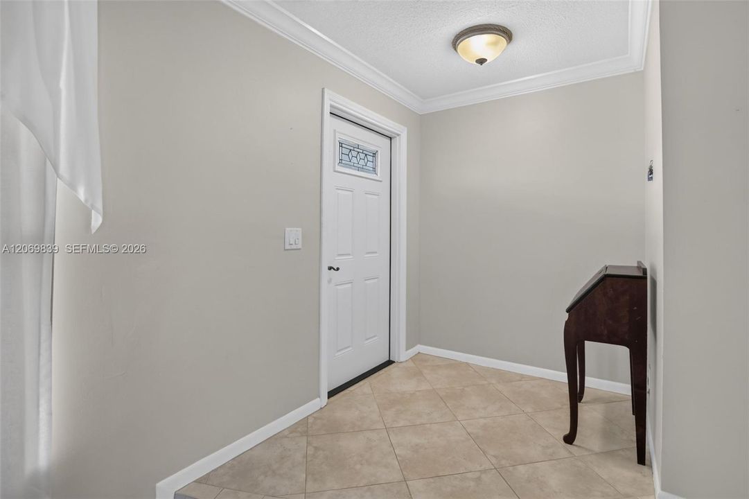Active With Contract: $399,000 (2 beds, 2 baths, 1876 Square Feet)