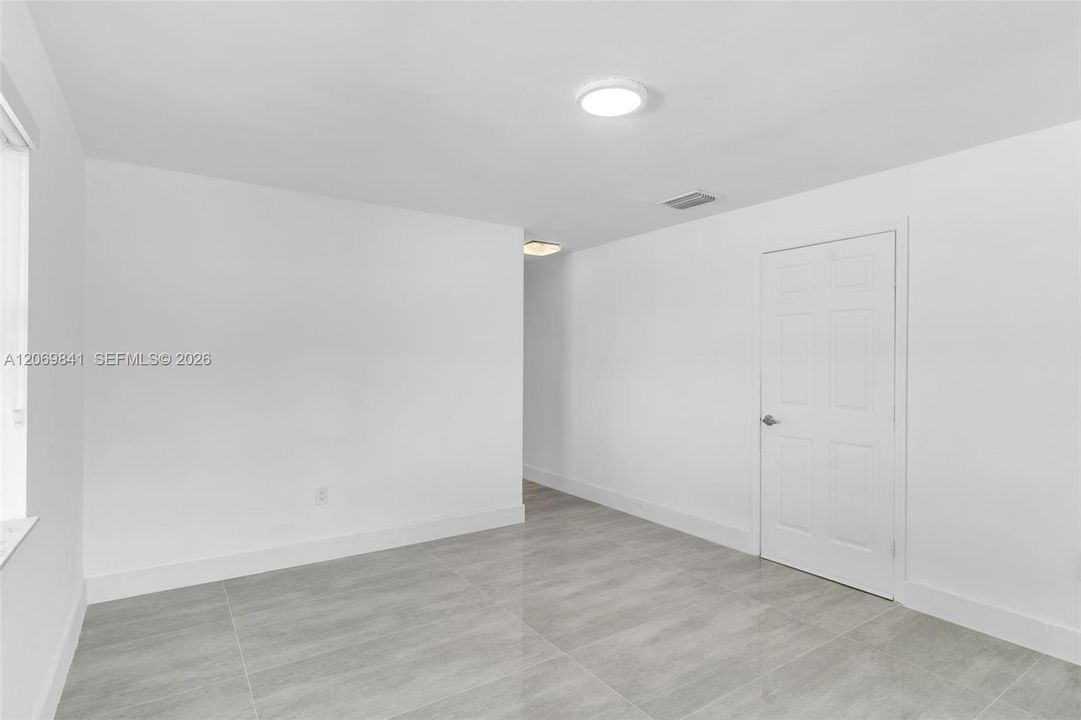 En Renta: $5,500 (4 camas, 3 baños, 1398 Pies cuadrados)