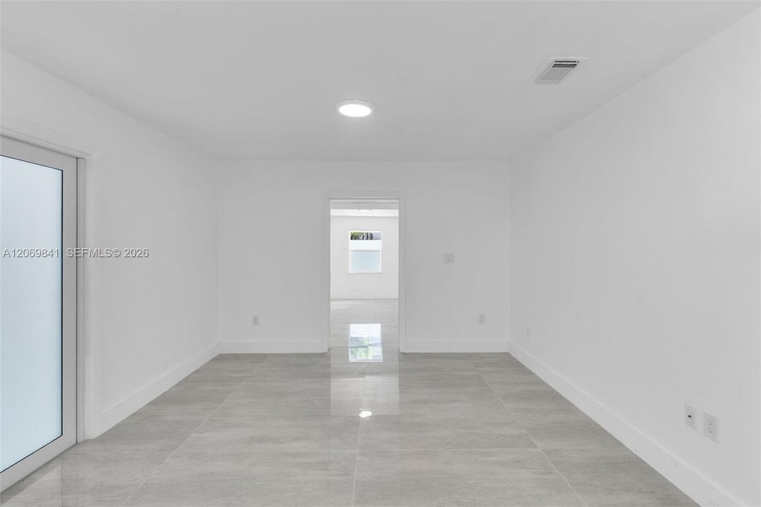 En Renta: $5,500 (4 camas, 3 baños, 1398 Pies cuadrados)