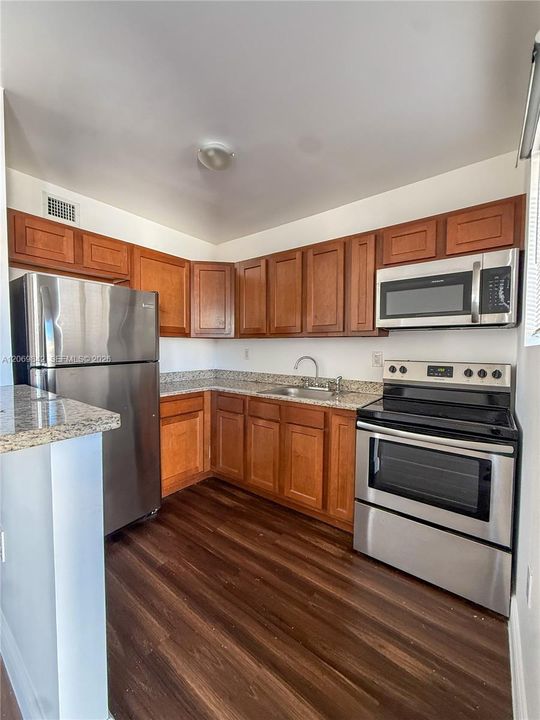 For Rent: $1,425 (0 beds, 1 baths, 0 Square Feet)