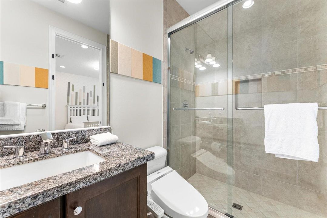BATHROOM 2