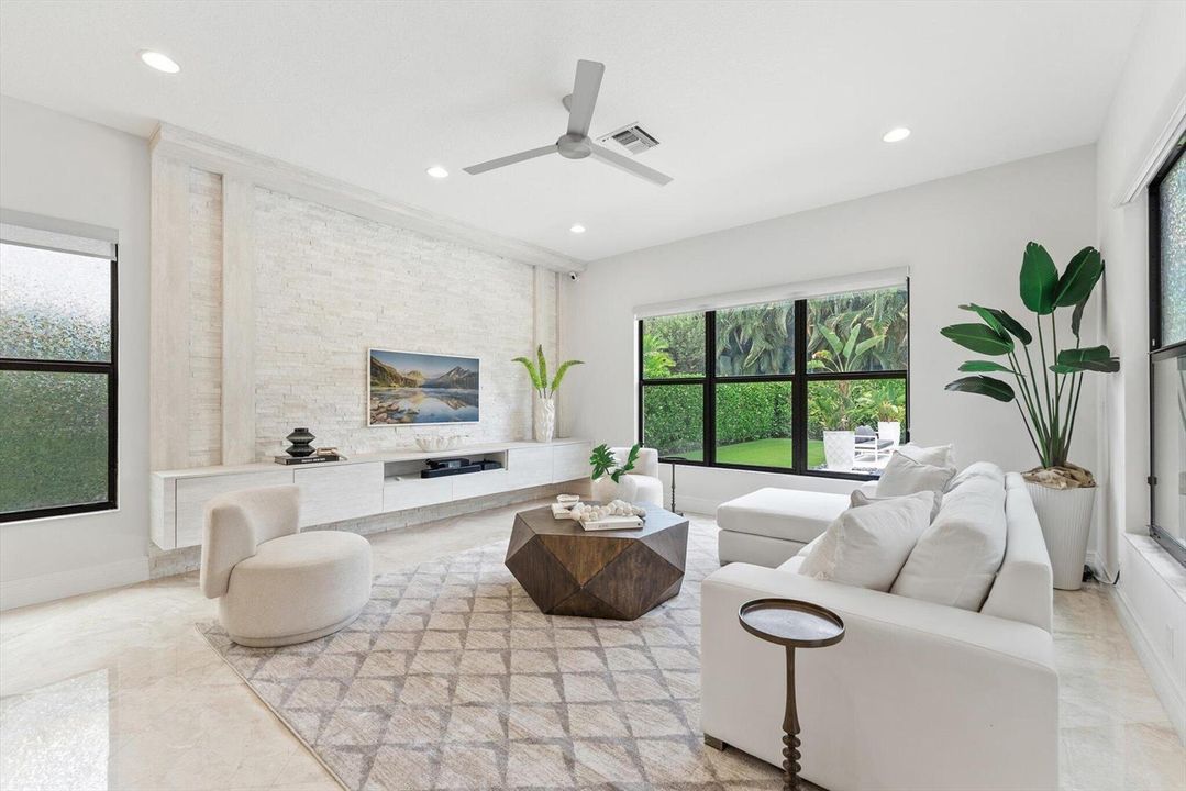 FAMILY ROOM
