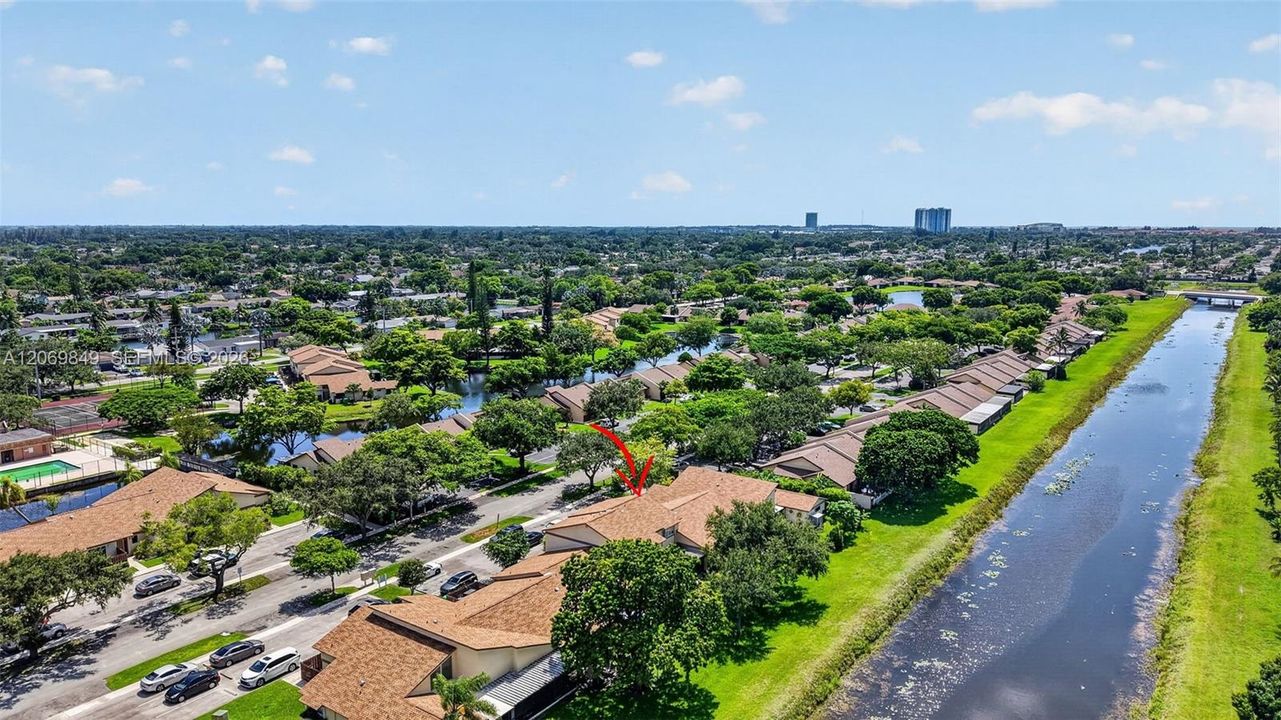 For Sale: $359,900 (3 beds, 2 baths, 1353 Square Feet)