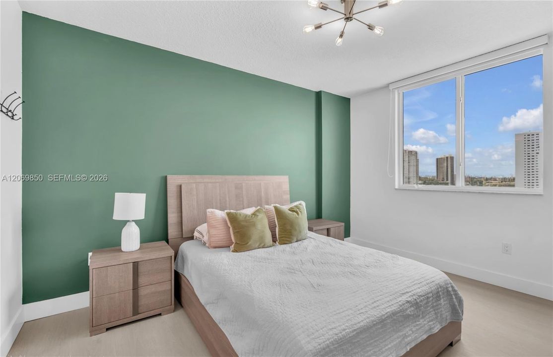 For Rent: $3,400 (2 beds, 2 baths, 1074 Square Feet)