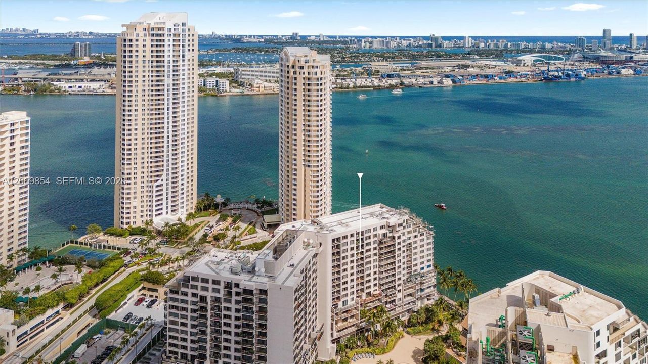 Discover the unparalleled charm of Brickell Key, one of Miami’s most exclusive gated island communities, offering breathtaking waterfront views and a scenic jogging path along Biscayne Bay. This private oasis is nestled in the heart of the Brickell district, just steps from world-class dining, shopping, and entertainment.