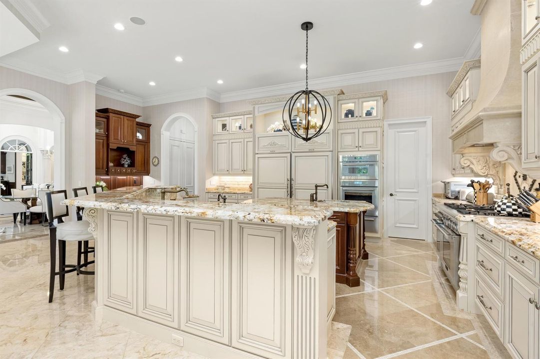 Kitchen 1