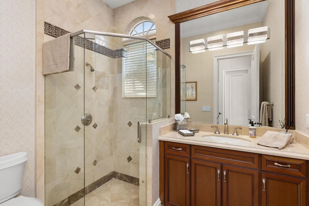 Guest Bath 4