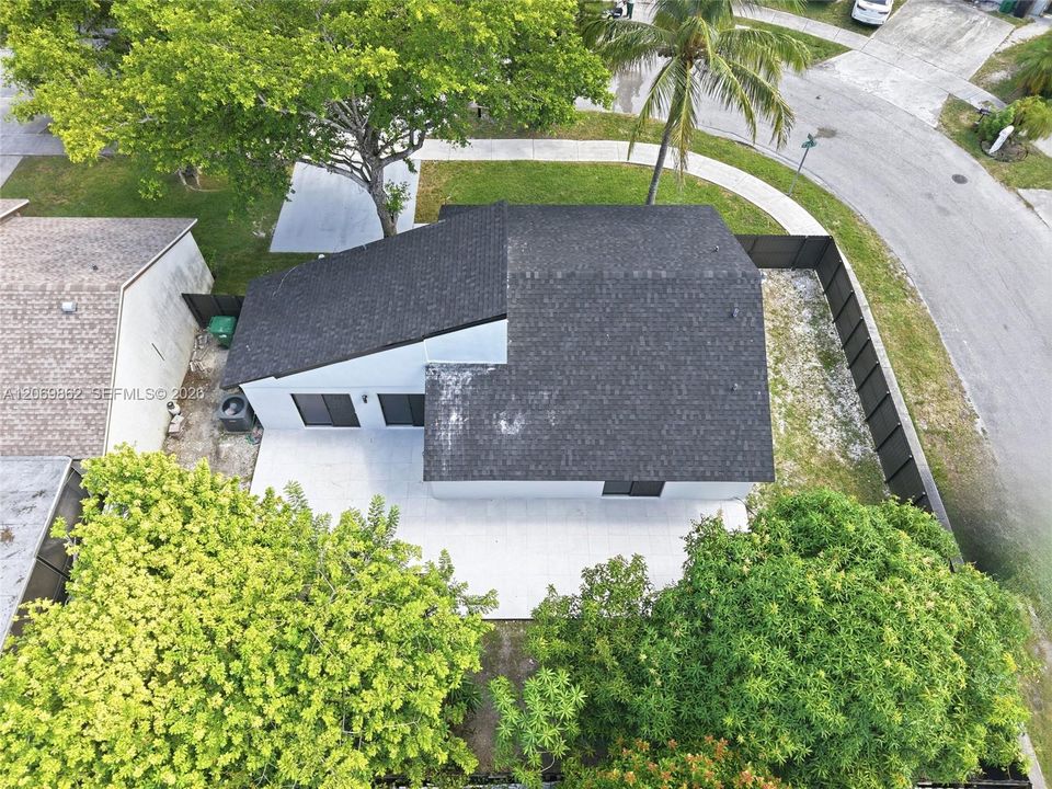 For Sale: $625,000 (3 beds, 2 baths, 1231 Square Feet)