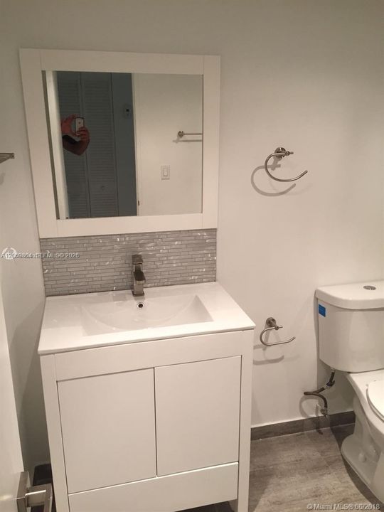 For Rent: $2,100 (1 beds, 1 baths, 780 Square Feet)