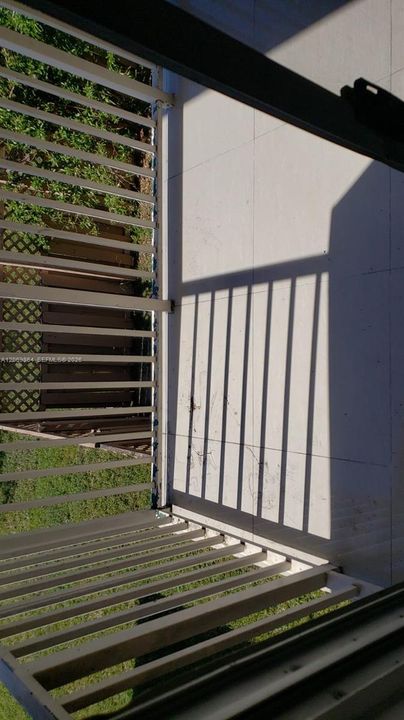 For Rent: $2,100 (1 beds, 1 baths, 780 Square Feet)