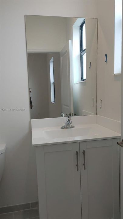 For Rent: $2,450 (3 beds, 2 baths, 1328 Square Feet)