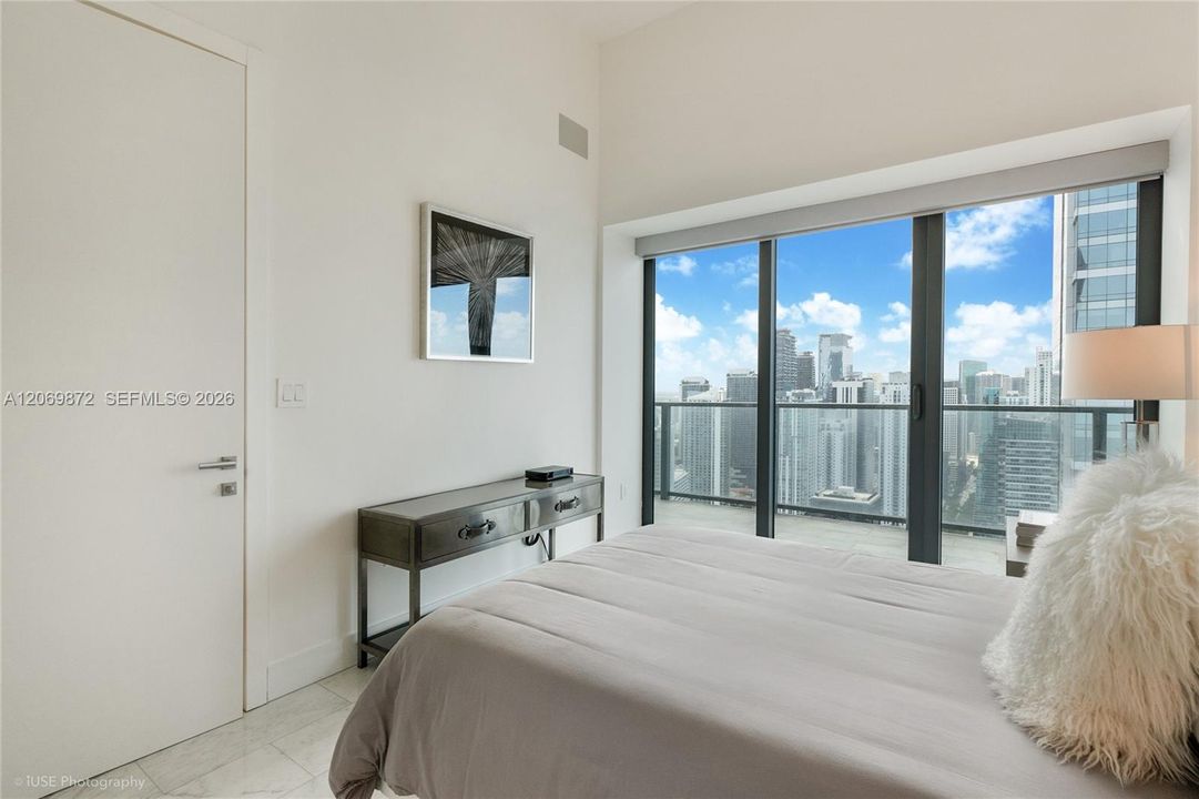 En Renta: $24,000 (4 camas, 3 baños, 2391 Pies cuadrados)