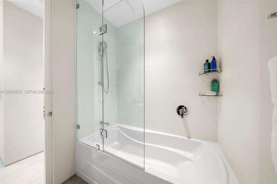 En Venta: $6,495,000 (2 camas, 2 baños, 1595 Pies cuadrados)