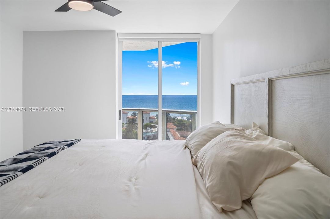 En Venta: $689,000 (2 camas, 2 baños, 970 Pies cuadrados)