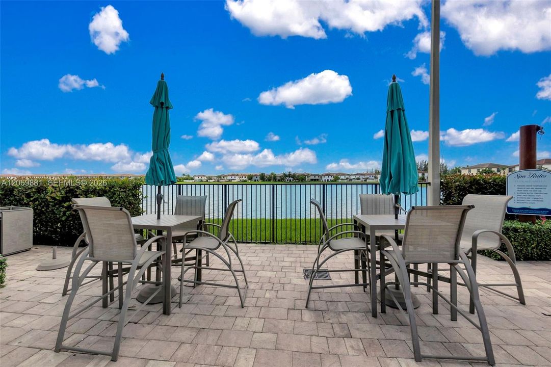 For Sale: $514,999 (3 beds, 2 baths, 1650 Square Feet)