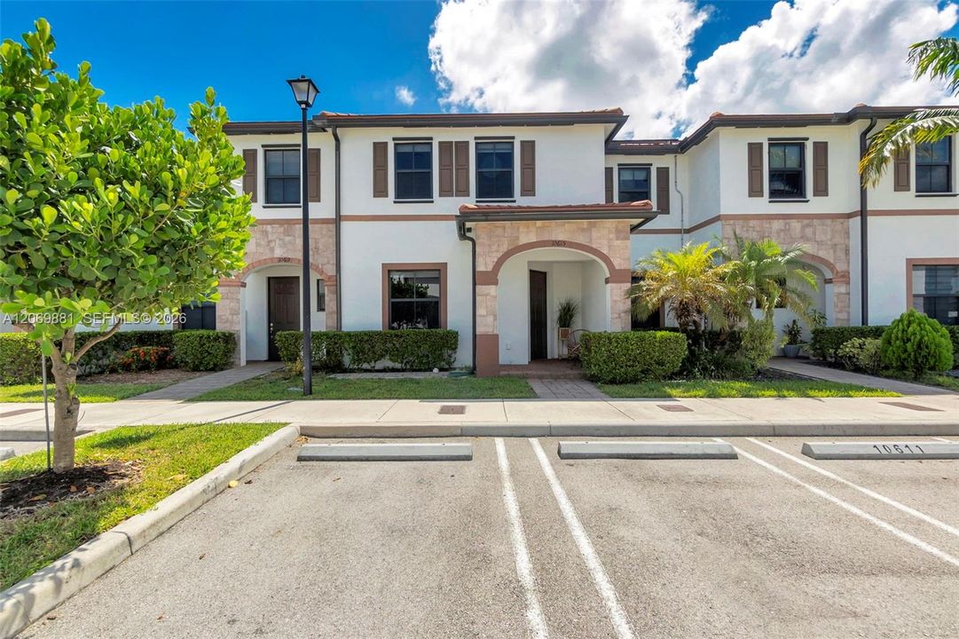 For Sale: $514,999 (3 beds, 2 baths, 1650 Square Feet)