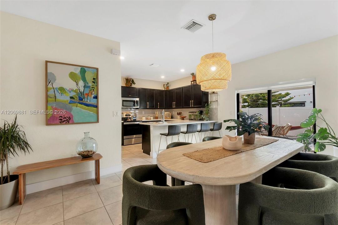 For Sale: $514,999 (3 beds, 2 baths, 1650 Square Feet)