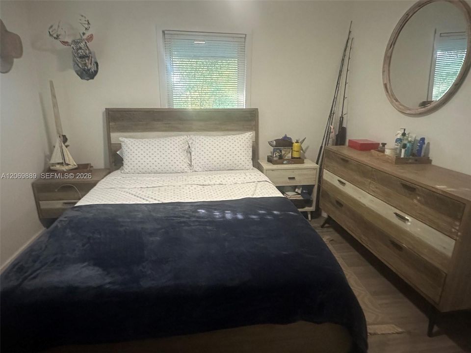 В аренду: $3,600 (2 спален, 1 ванн, 768 Квадратных фут)