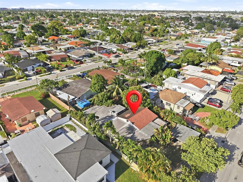 For Sale: $450,000 (3 beds, 2 baths, 1642 Square Feet)