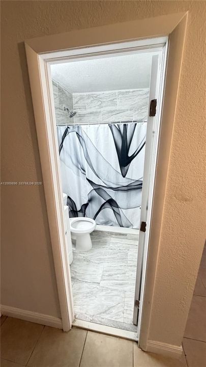 For Rent: $1,600 (1 beds, 1 baths, 1686 Square Feet)
