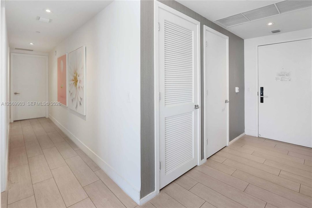 For Rent: $6,500 (3 beds, 2 baths, 1129 Square Feet)