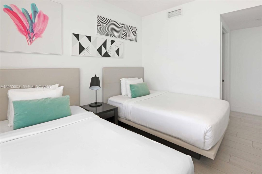 For Rent: $6,500 (3 beds, 2 baths, 1129 Square Feet)