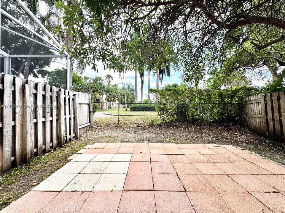 For Rent: $3,200 (3 beds, 2 baths, 1466 Square Feet)