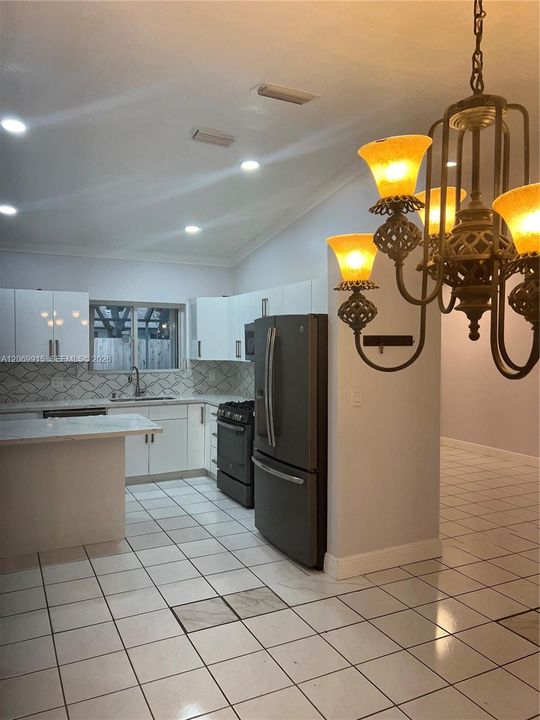 For Sale: $710,000 (4 beds, 2 baths, 1627 Square Feet)