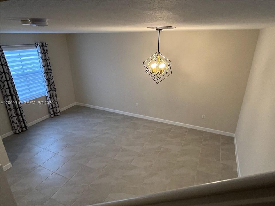 For Rent: $2,600 (3 beds, 2 baths, 1545 Square Feet)