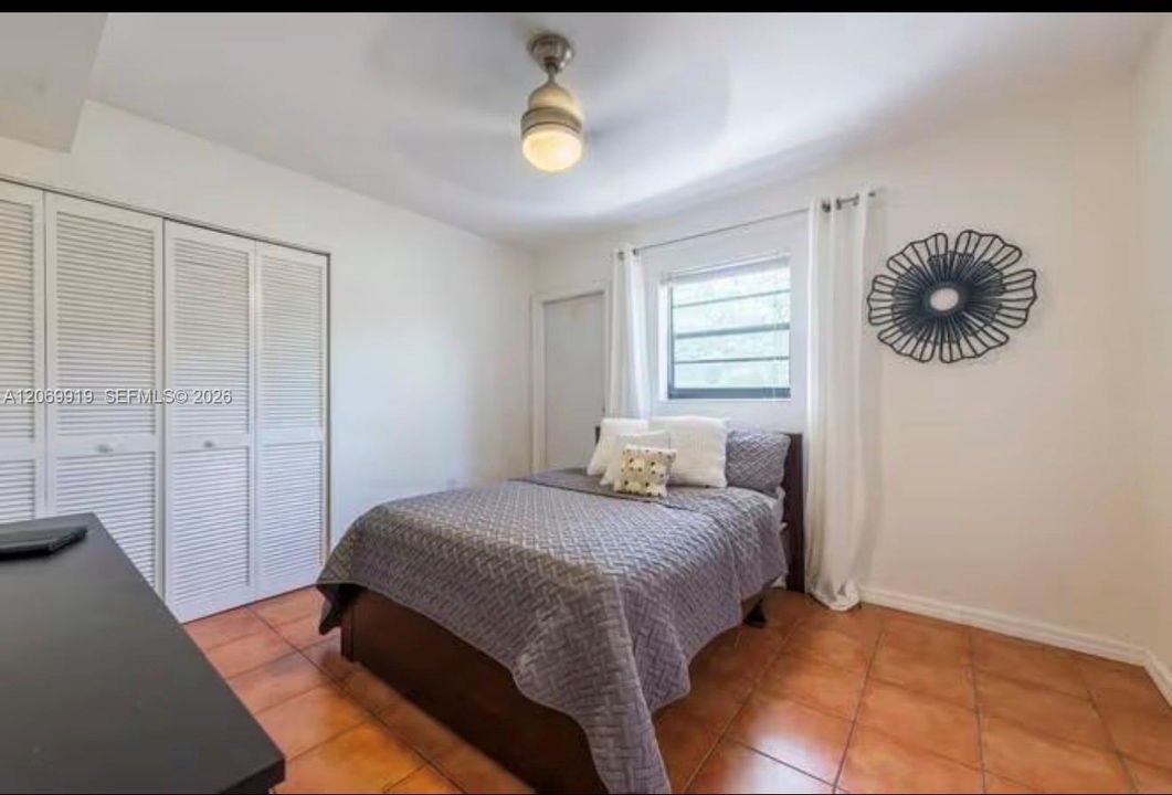 For Sale: $399,900 (1 beds, 1 baths, 507 Square Feet)