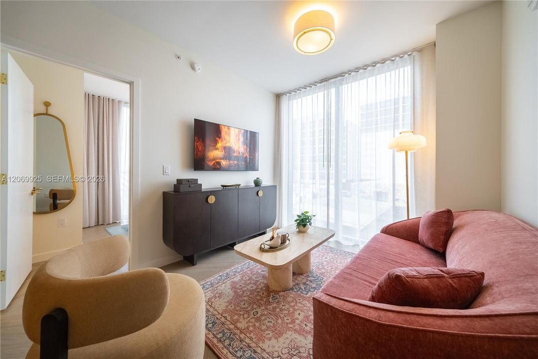 For Rent: $6,000 (2 beds, 2 baths, 840 Square Feet)